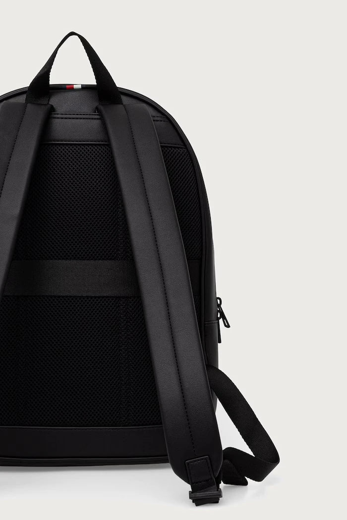 Tommy Hilfiger erkek suni deri sırt çantası
