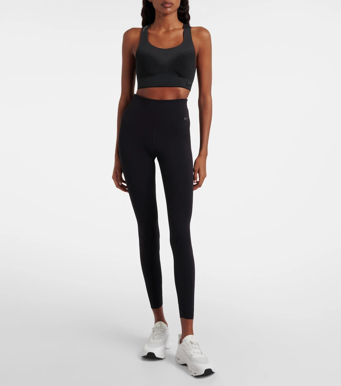 Nike - Nike Zenvy ليقنز بخصر مرتفع