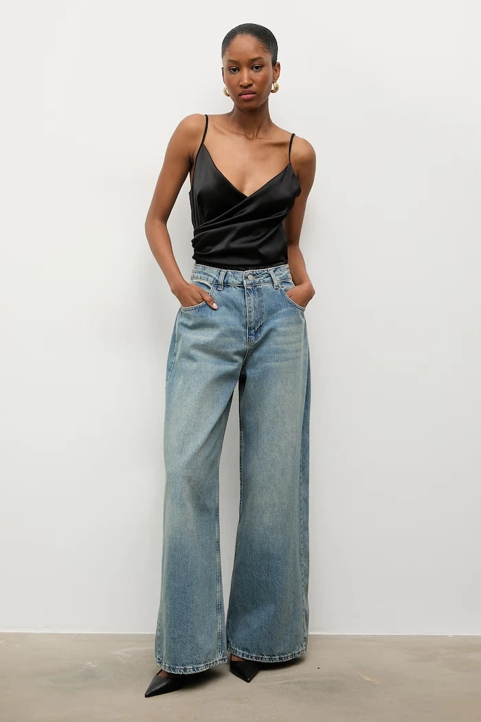 Answear.LAB дънки relaxed fit дамски