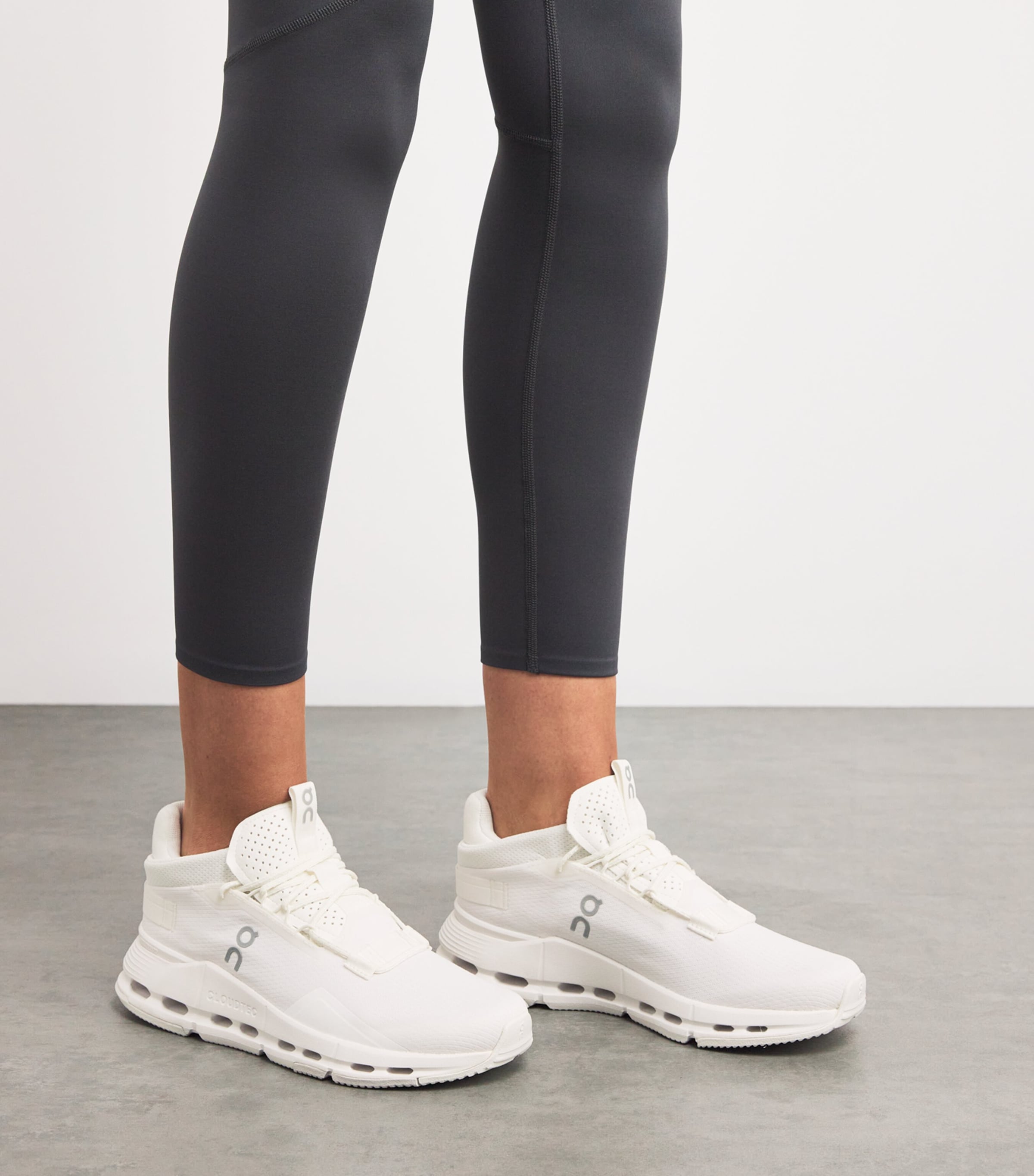 White Cloudnova 2 Trainers