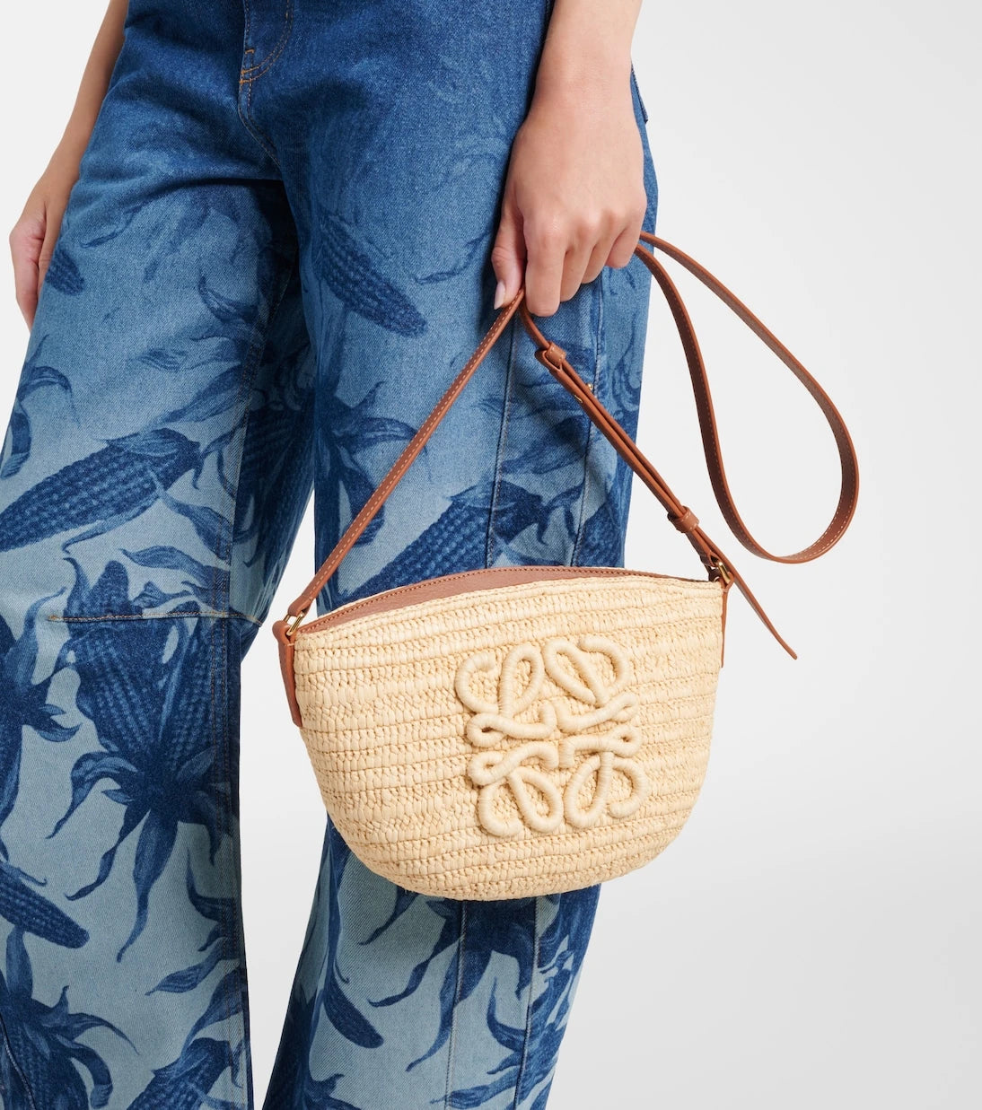 Loewe - Paula's Ibiza Eclipse raffia crossbody bag
