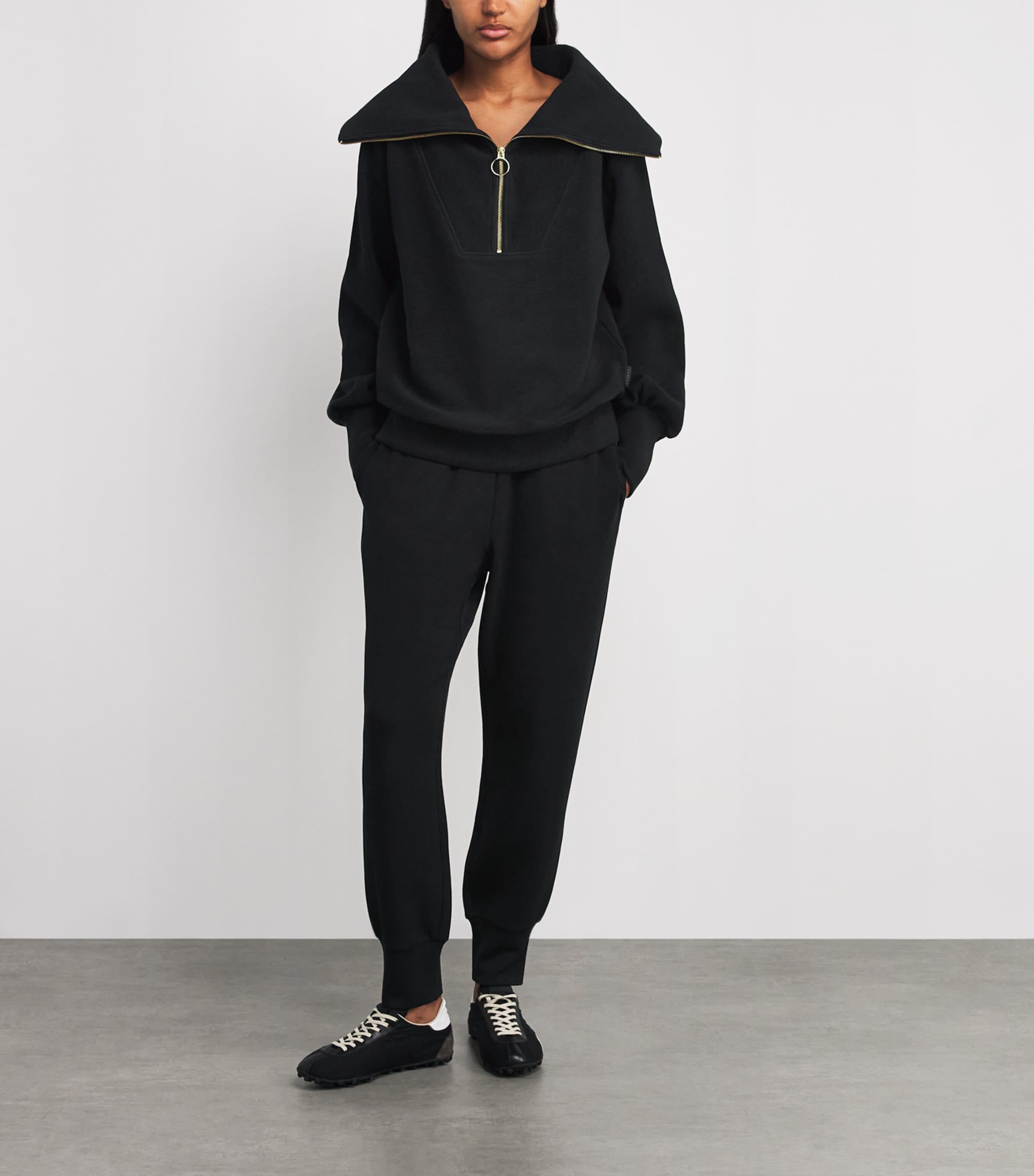 Varley Black The Slim Cuff Sweatpants
