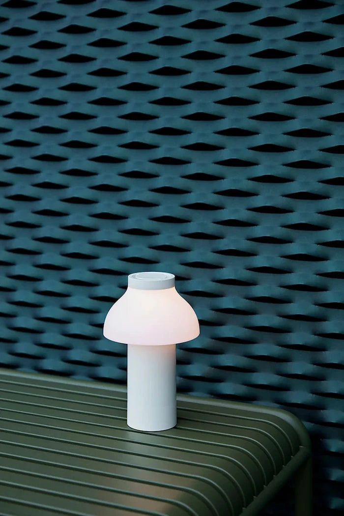 Kablosuz LED masa lambası HAY PC 14 x 14 x 22 cm