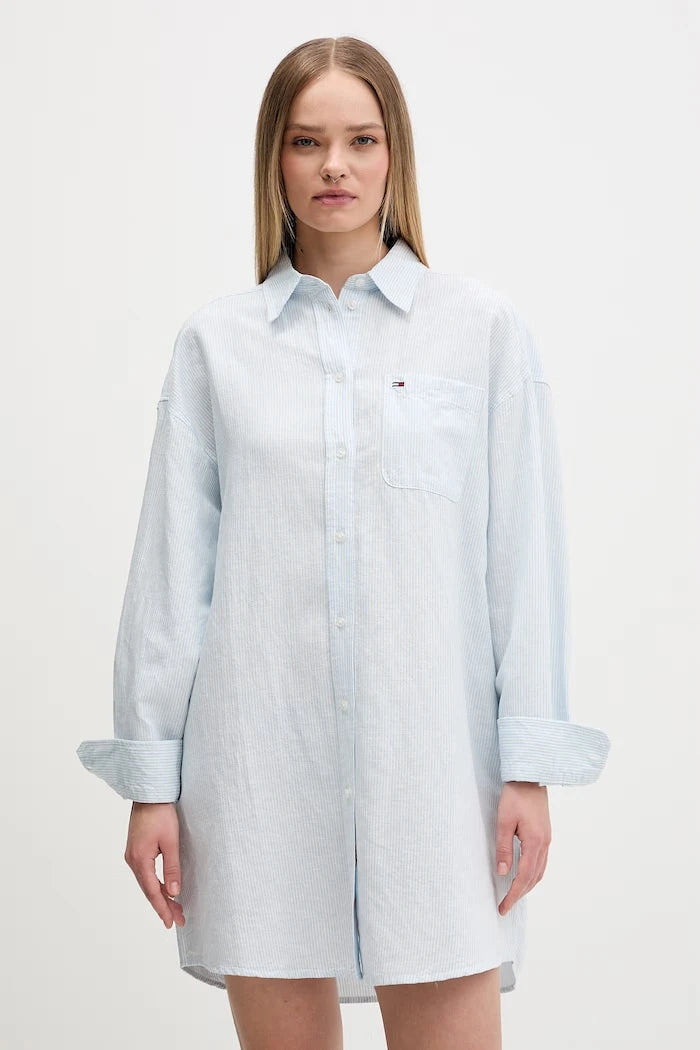 Tommy Jeans рокля тип риза с лен