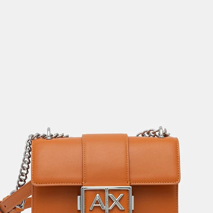 Armani Exchange kadın çantası, suni deriden