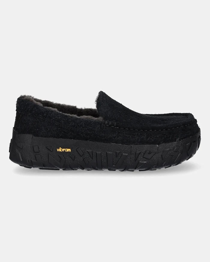 UGG Ascot Wrap Tech Süet Mokasen