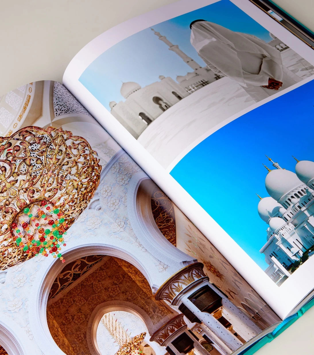 Assouline - Abu Dhabi Bright book