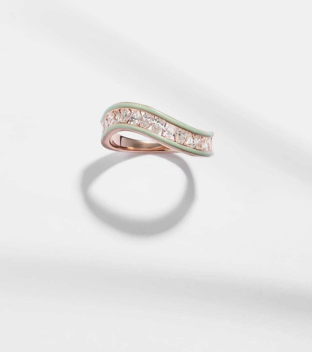 Kamyen - 18kt rose gold and enamel ring with diamonds