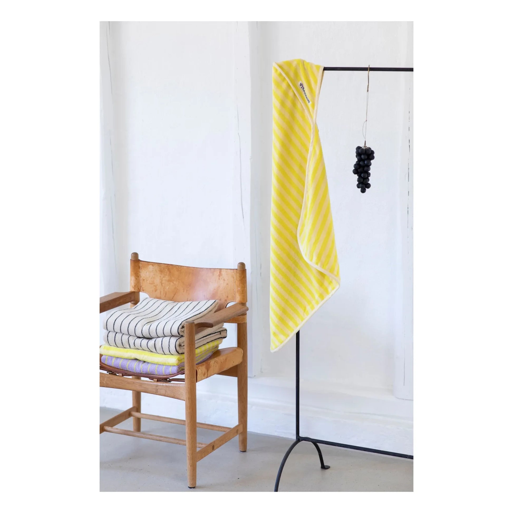 Bongusta - Naram bath cape | Yellow