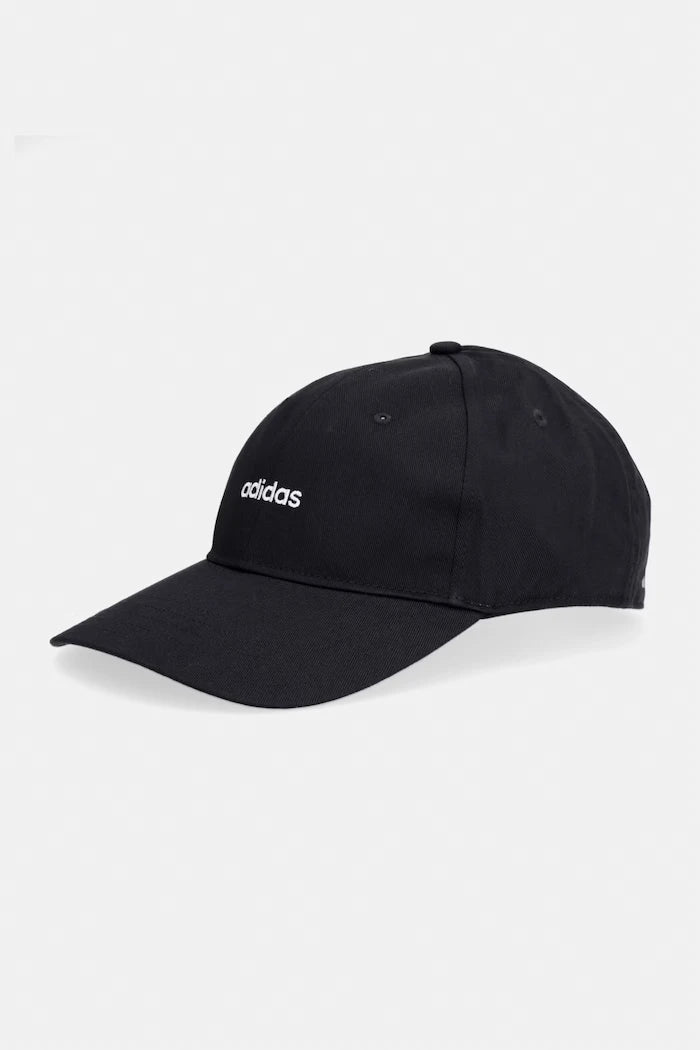 Памучна шапка с козирка adidas