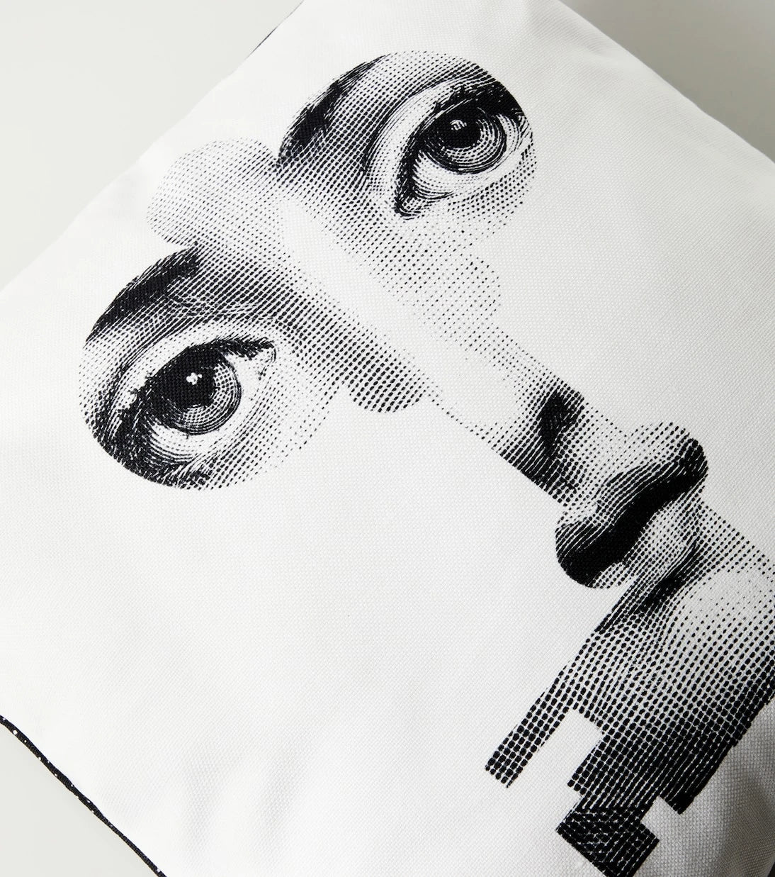 Fornasetti - Chiave e Serratura cushion