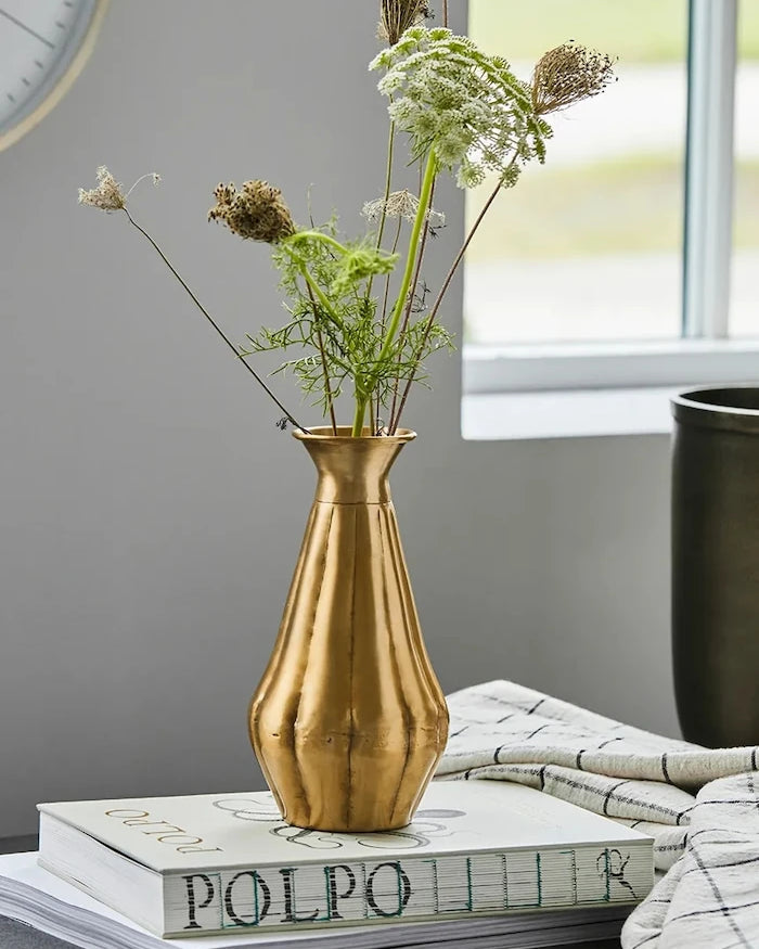Dekoratif vazo House Doctor HDViolet 20 cm