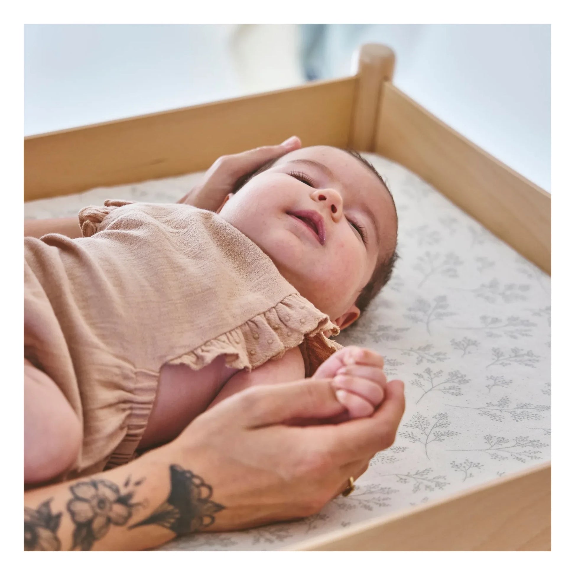 Charlie Crane - Pago changing table with mattress | Beech