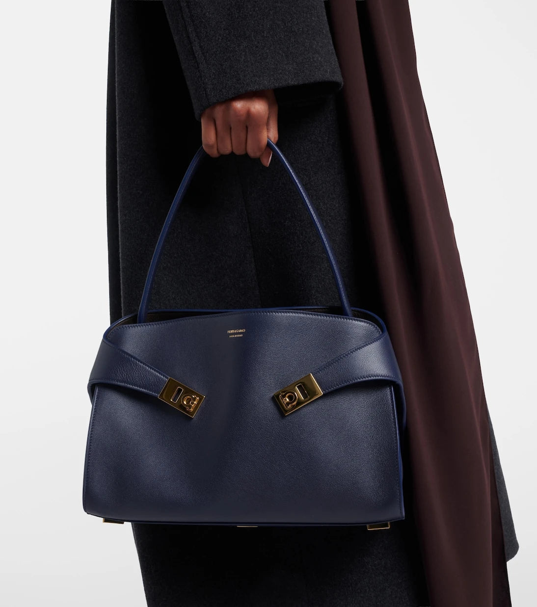 Ferragamo - Hug Small leather shoulder bag