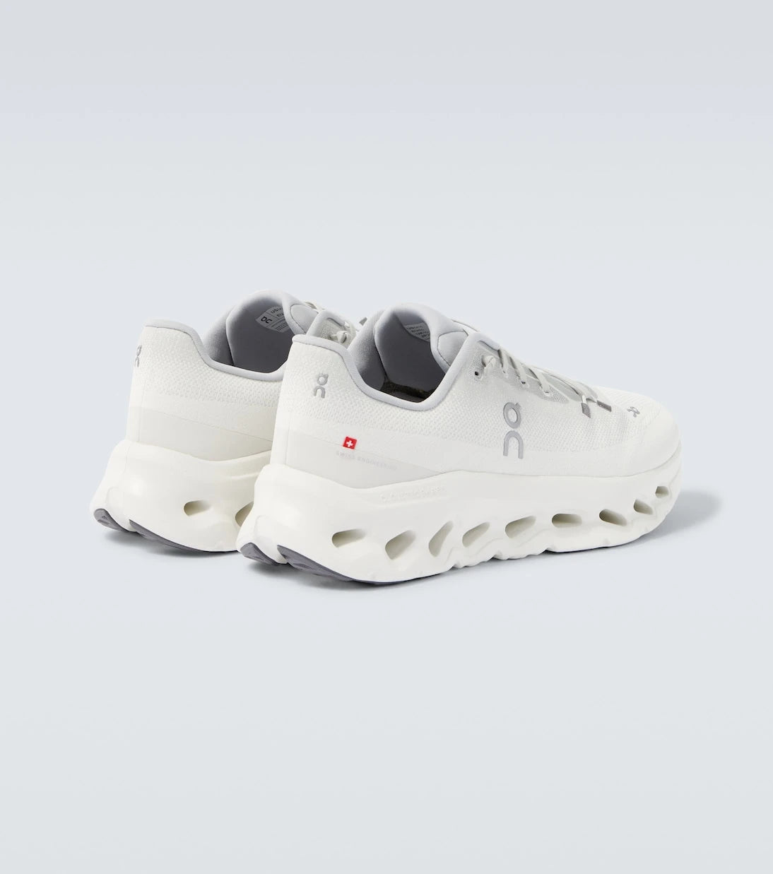 On - Cloudtilt sneakers
