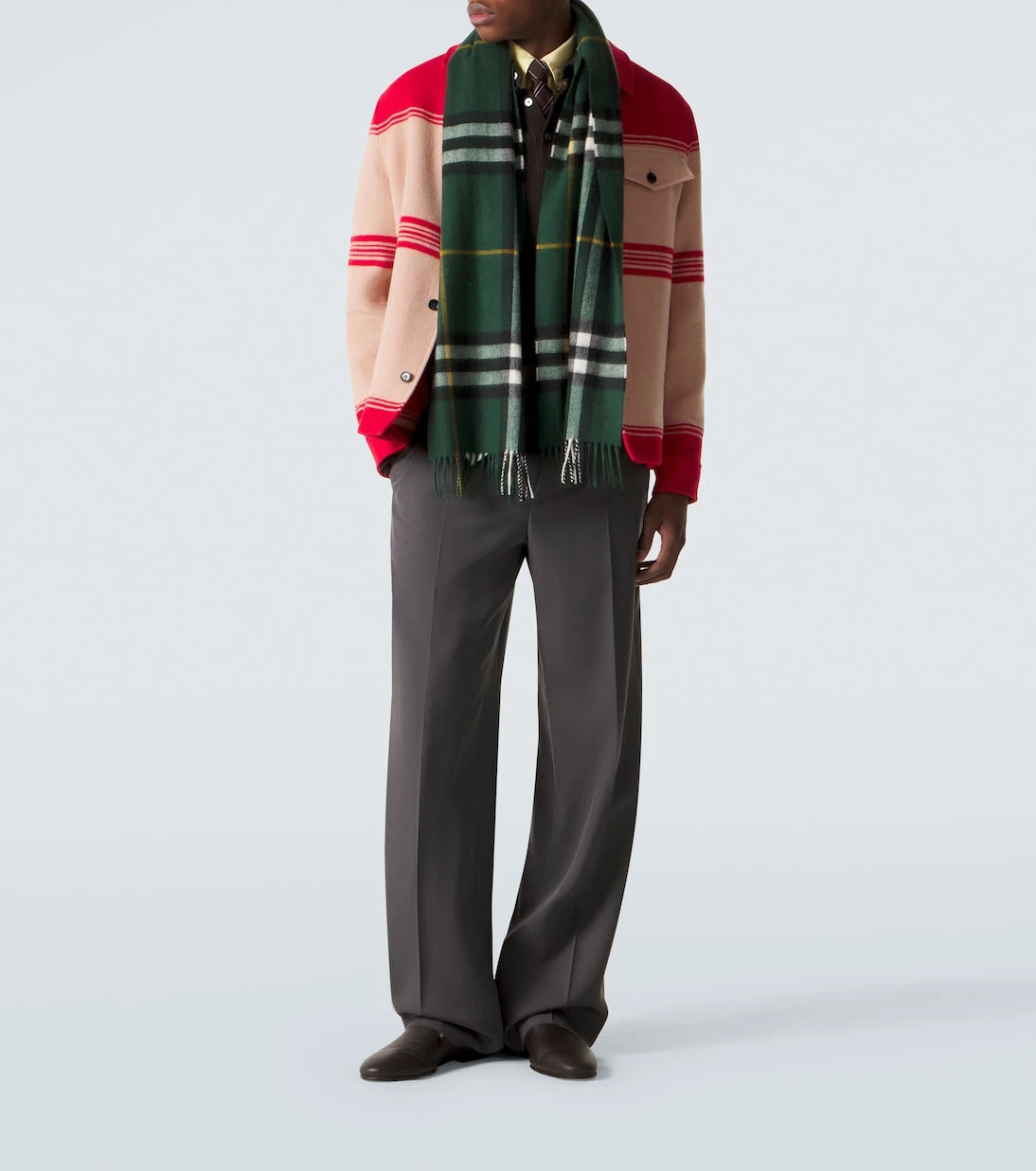 Burberry - جاكيت EKD من مزيج الصوف