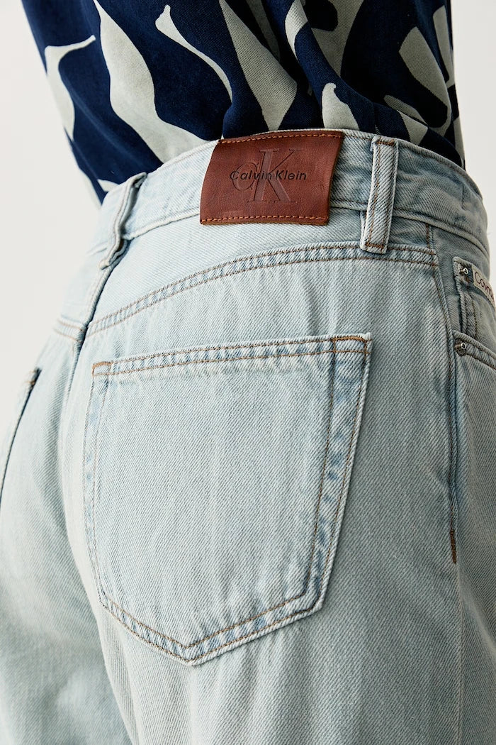 Calvin Klein Jeans kadın düz paça jean