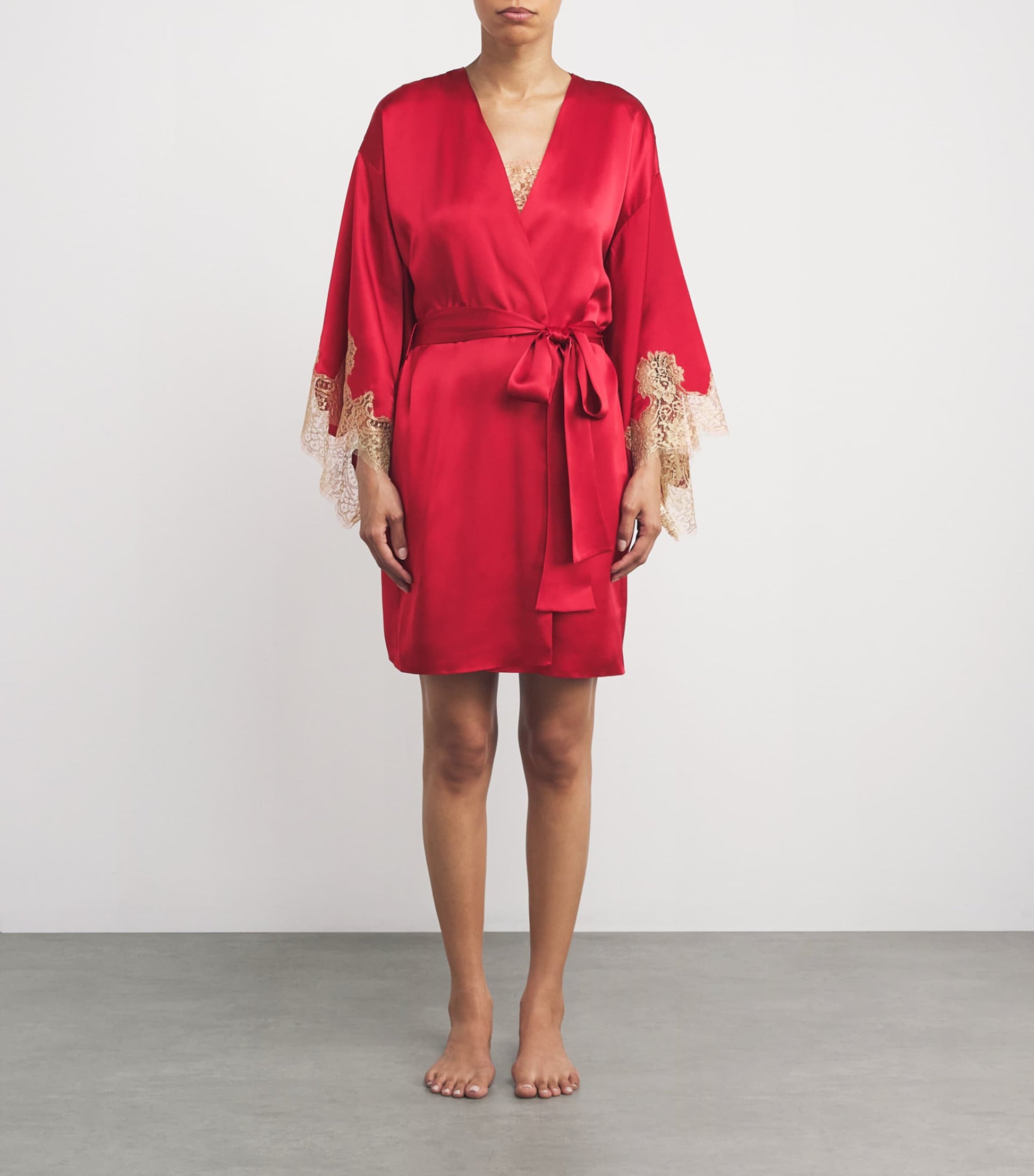 Gilda & Pearl Red Silk Lace-Trim Short Robe
