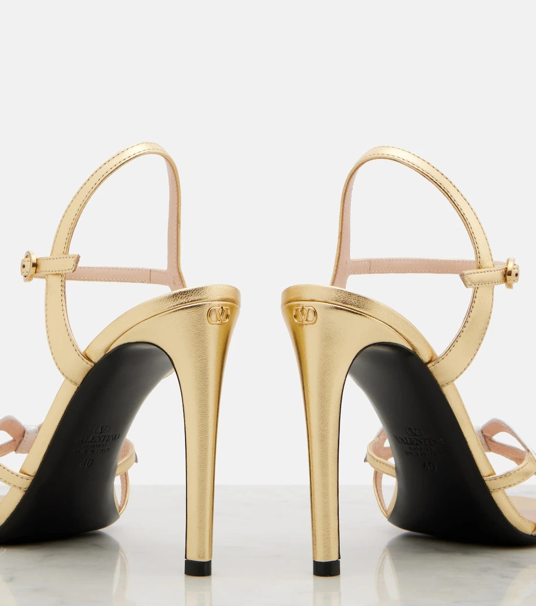 Valentino Garavani - Bow metallic leather sandals