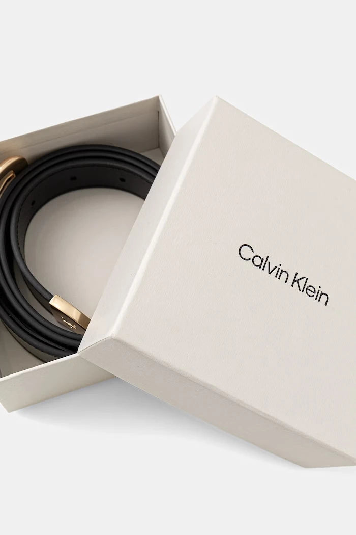 Calvin Klein kadın deri kemer