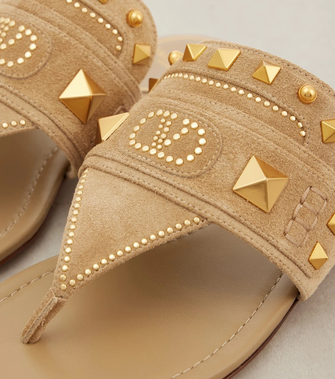 Valentino Garavani - Plaster Caster suede thong sandals