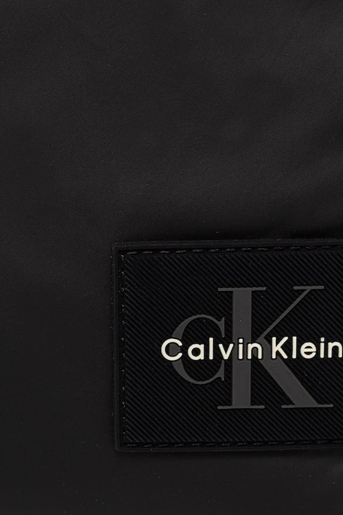 Calvin Klein Erkek Çapraz Çanta