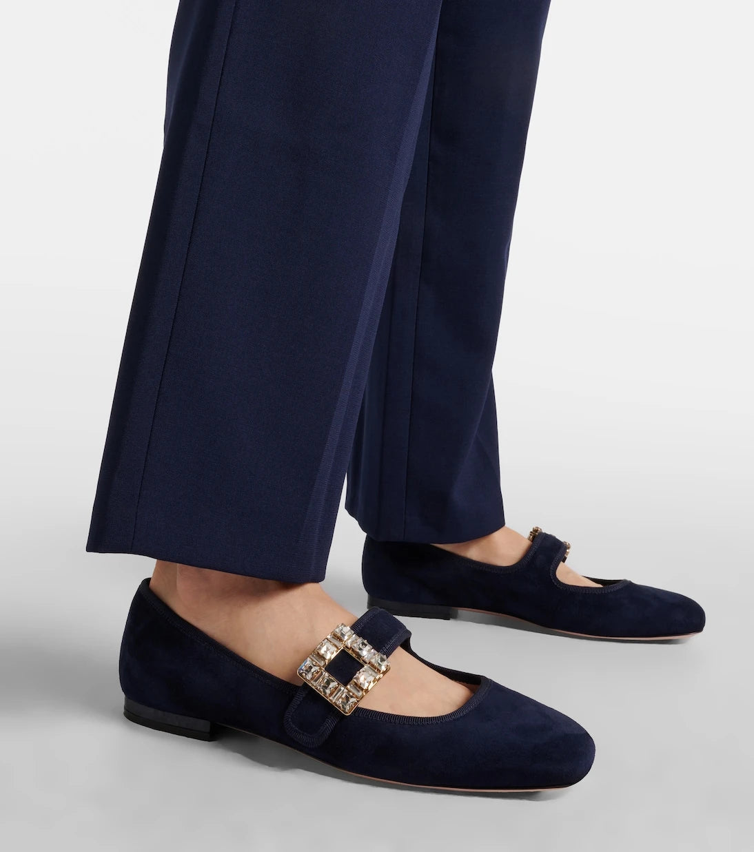 Roger Vivier - Très Vivier suede Mary Jane flats