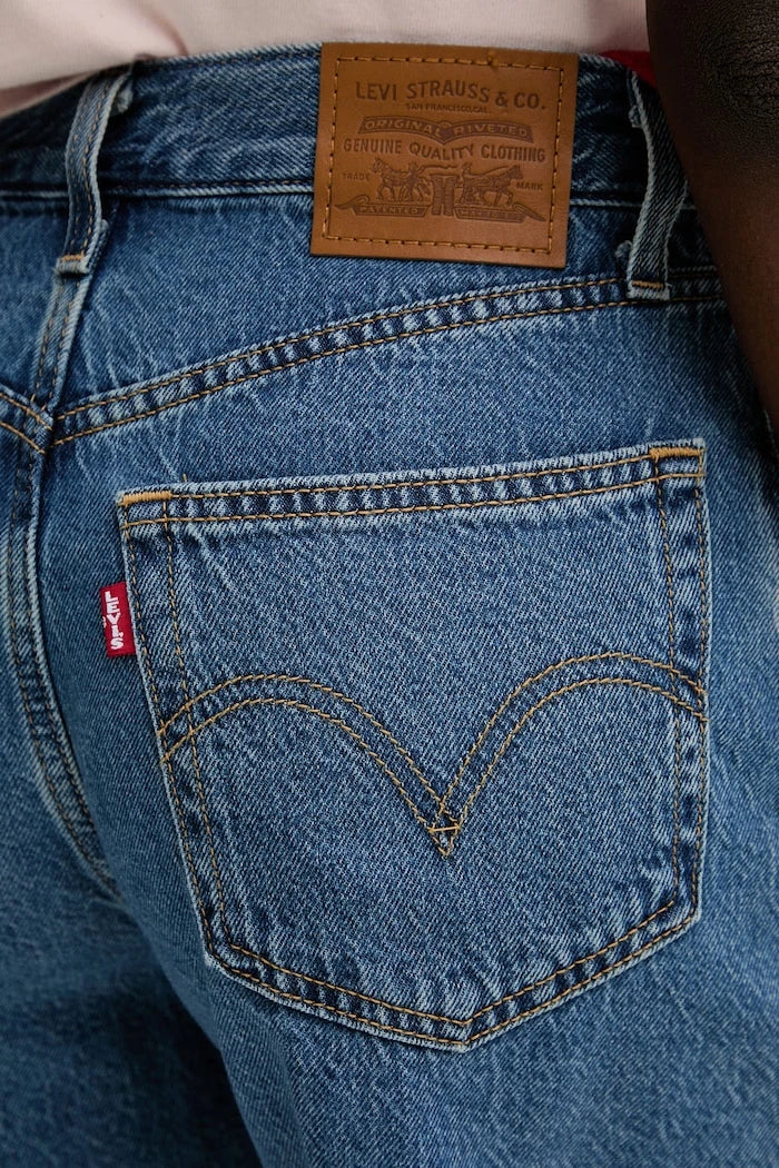 Levi's Kadın Denim Kısa Şort HIGH BAGGY SHORT