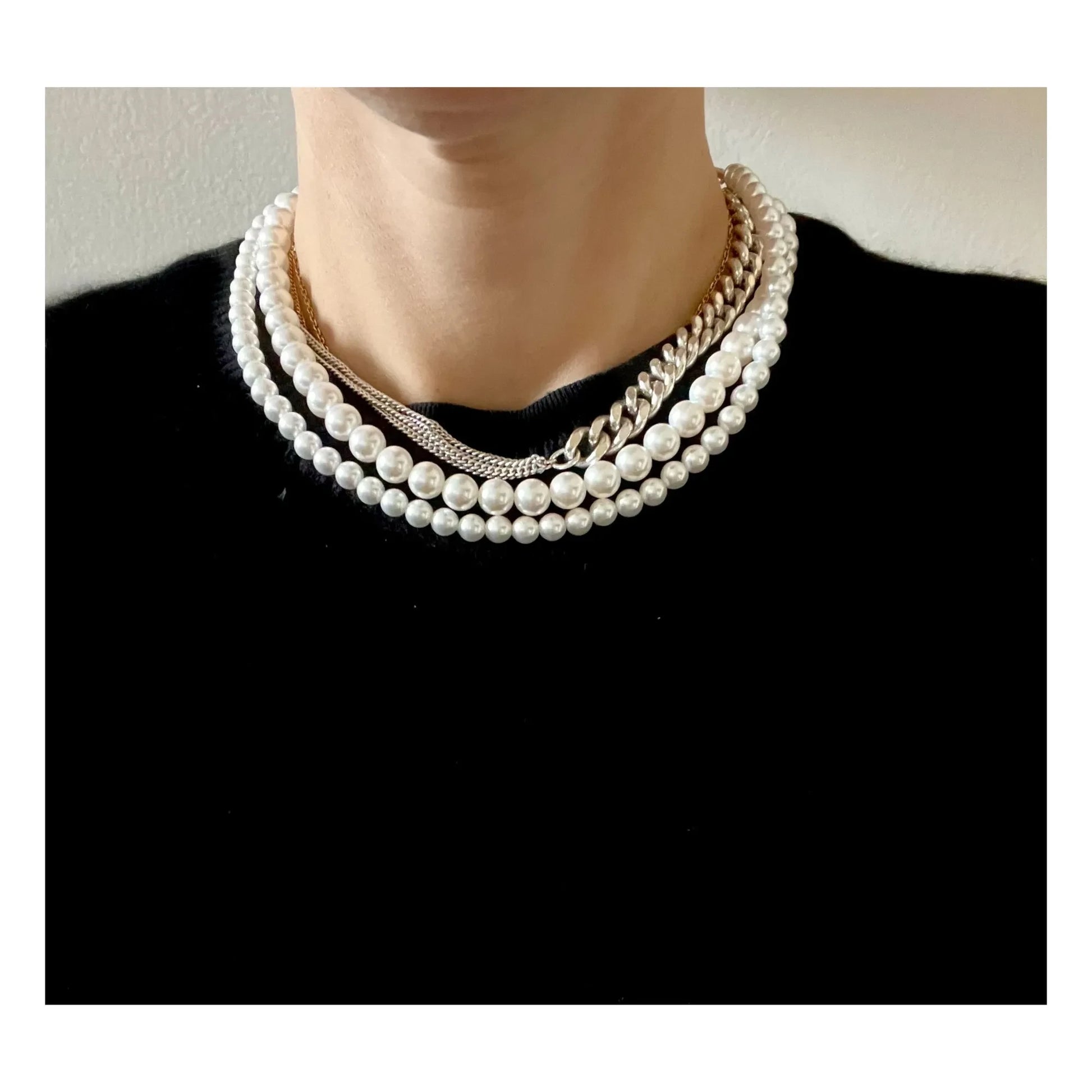 Perrine Taverniti - Rossini Pearl Necklace | Silver