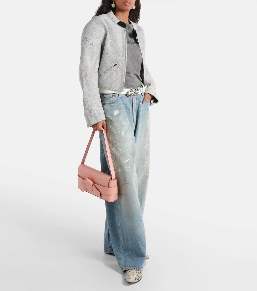 Acne Studios - حقيبة كتف Musubi صغيرة من الجلد