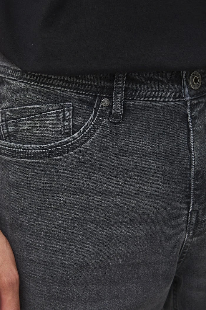 Erkek tapered jean