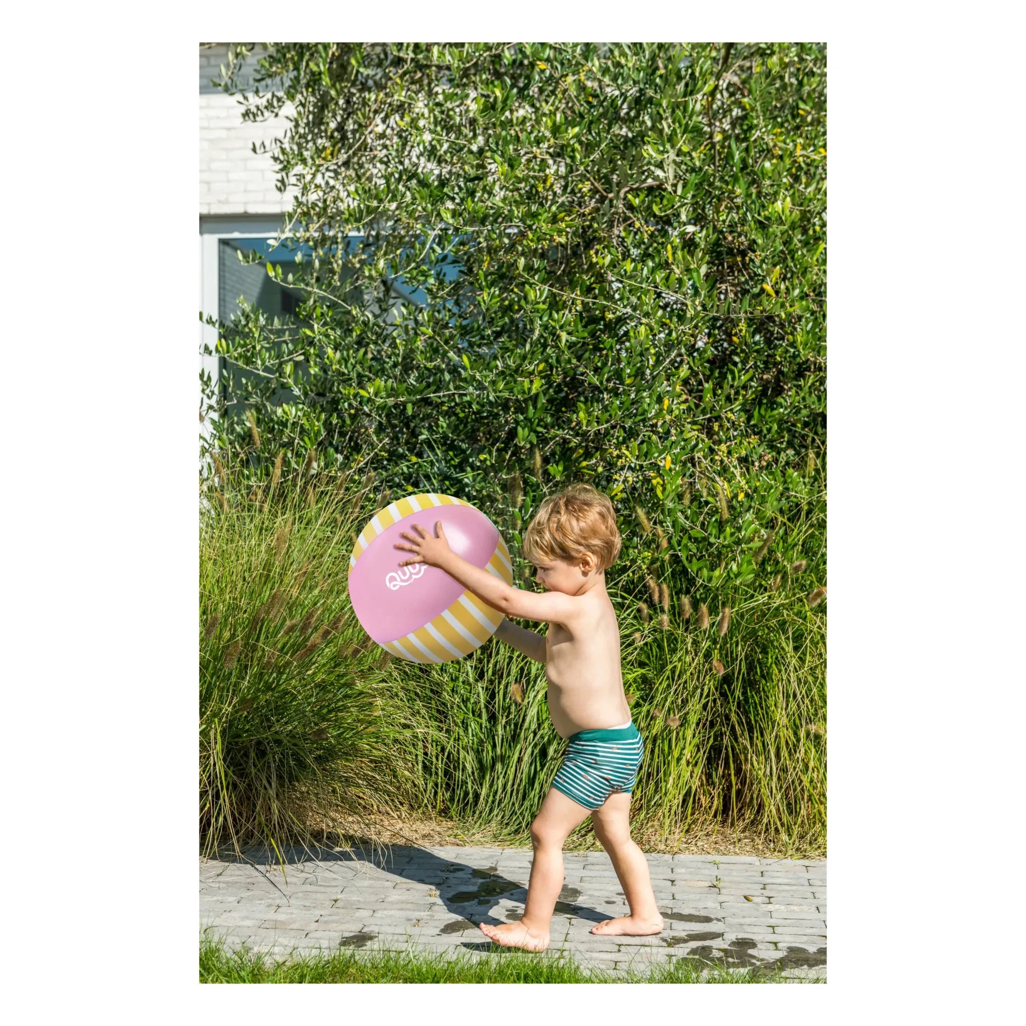 Quut - Beach Ball | Pink