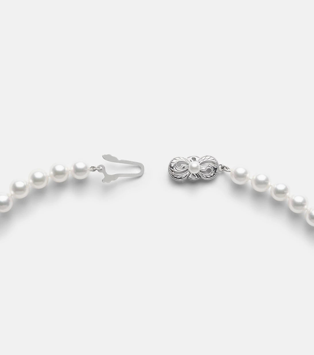 Mikimoto - 18kt white gold necklace with pearls