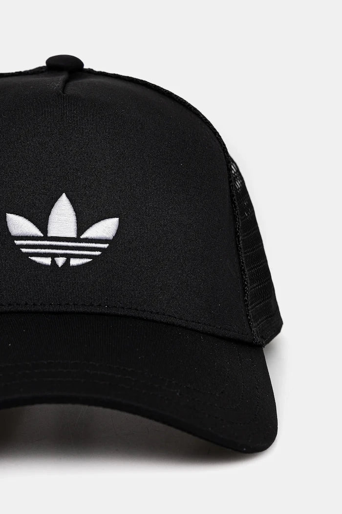 Шапка с козирка adidas Originals CURVED TRUCKER
