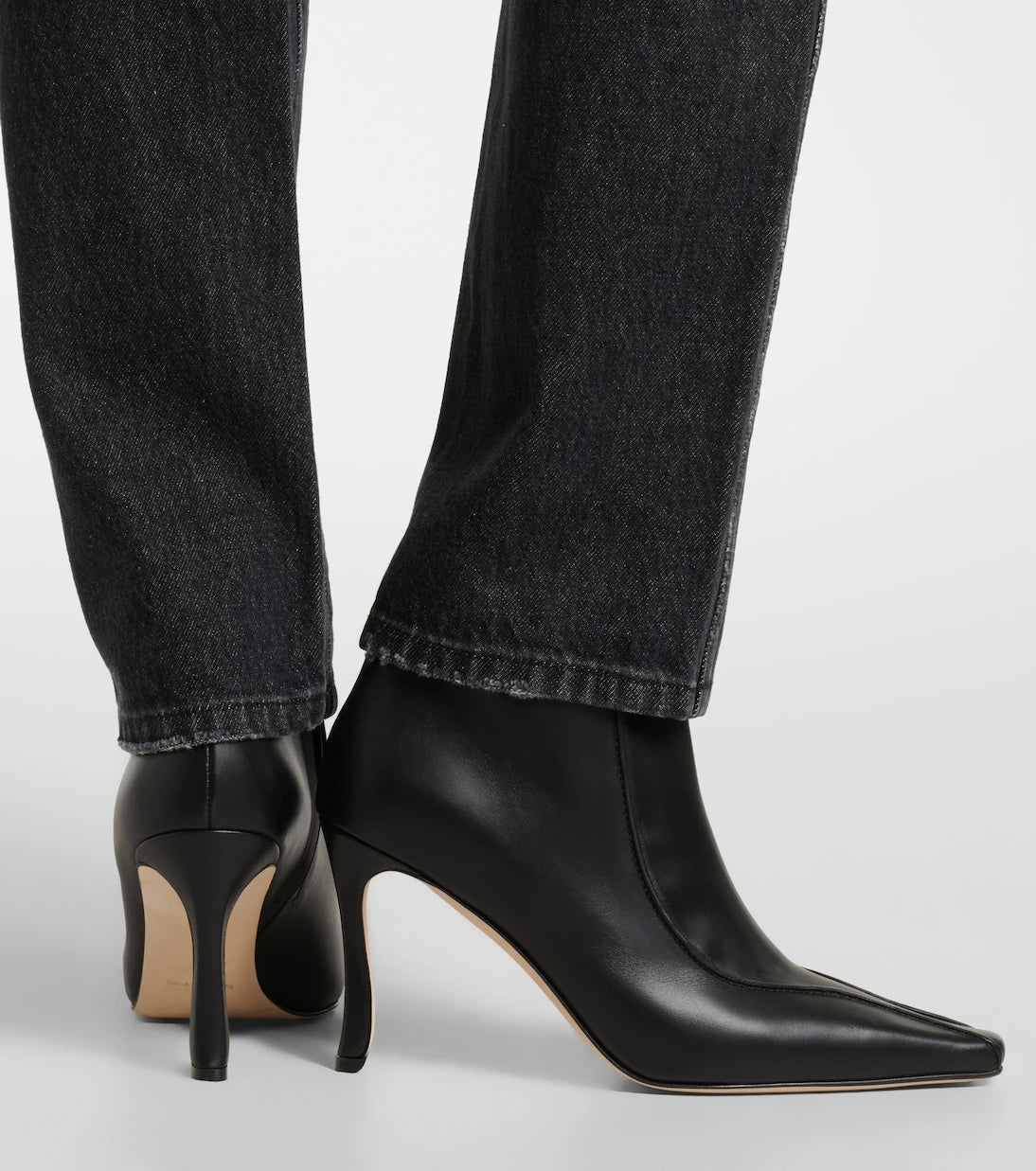 Manolo Blahnik - Milleta leather ankle boots