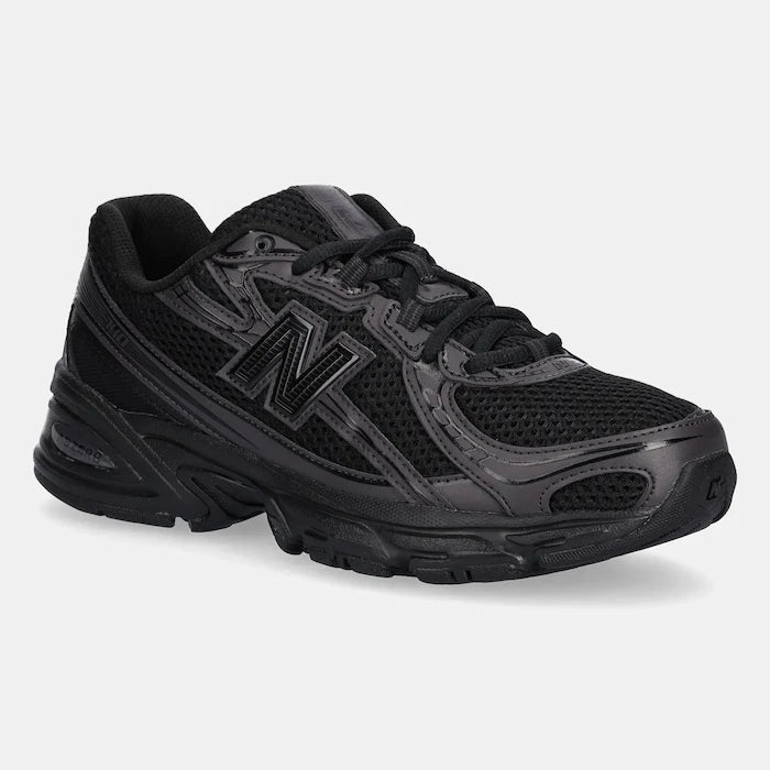 Маратонки New Balance 740