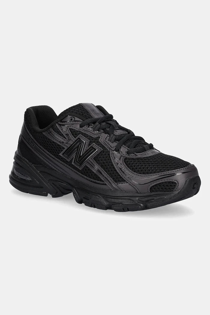 Маратонки New Balance 740