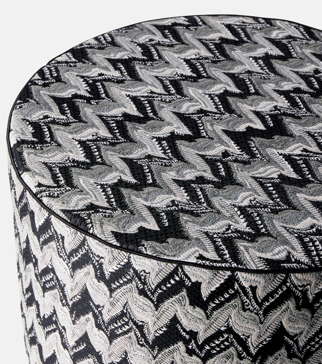 Missoni - Fluidity Zigzag pouf