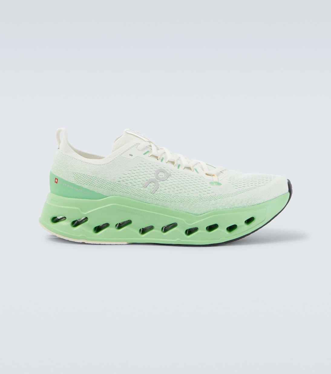On - Cloudsurfer Max running shoes