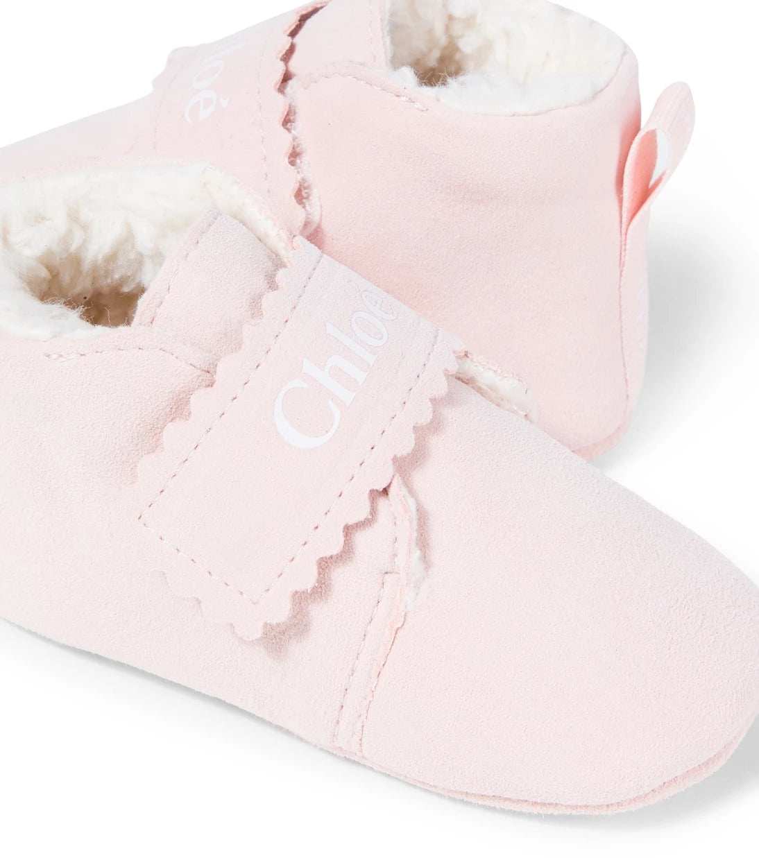 Chloé Kids - أحذية أطفال من الشامواه بحواف مموجة