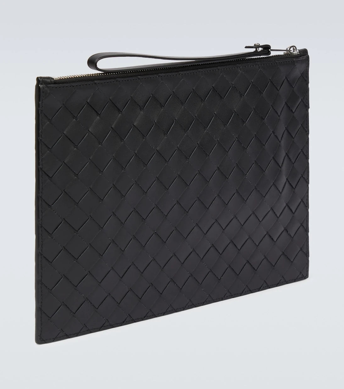 Bottega Veneta - حقيبة يد كبيرة من الجلد المنسوج