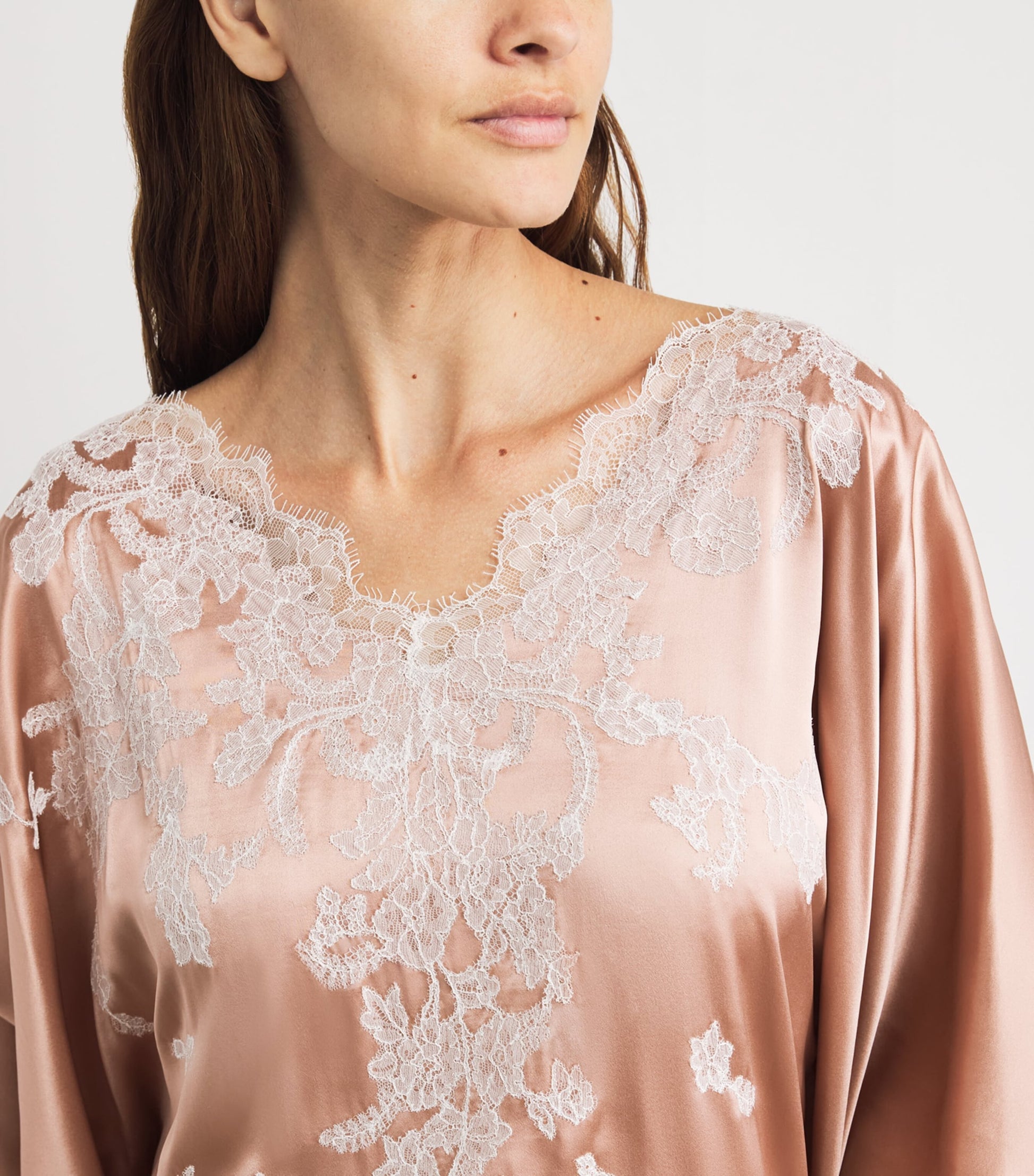 TORLOWEI Pink Silk Lace Tokoni Kaftan