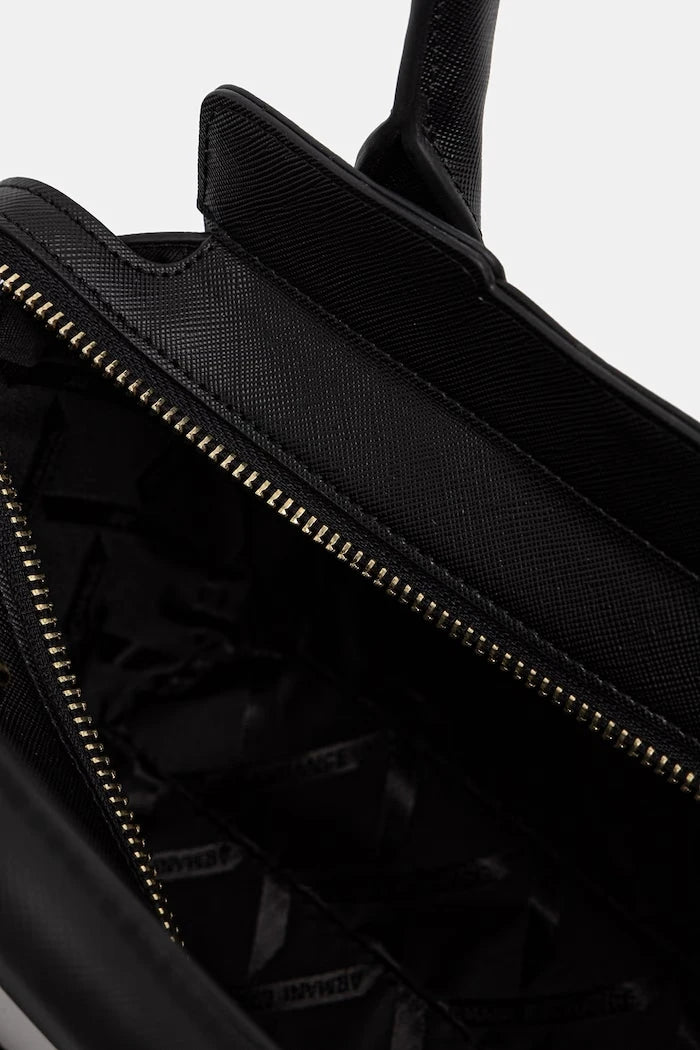 Armani Exchange kadın crossbody çanta