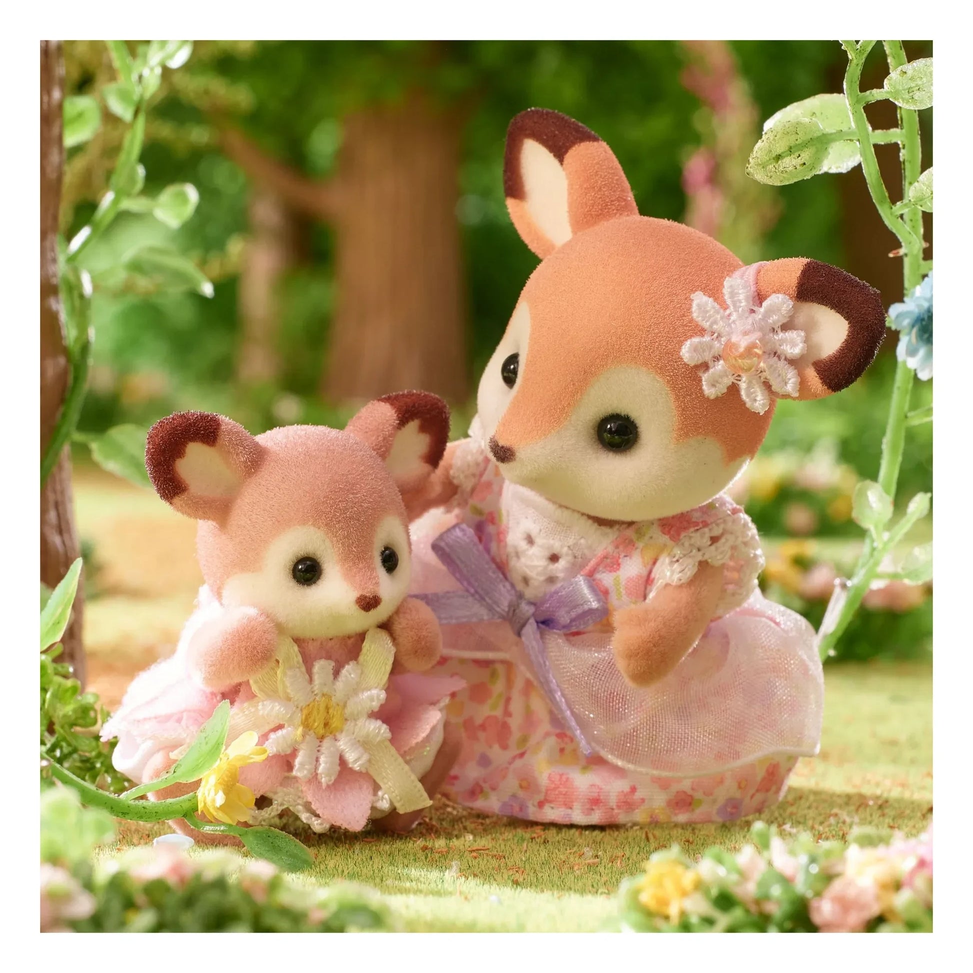 Sylvanian Families - Doe and swing babies