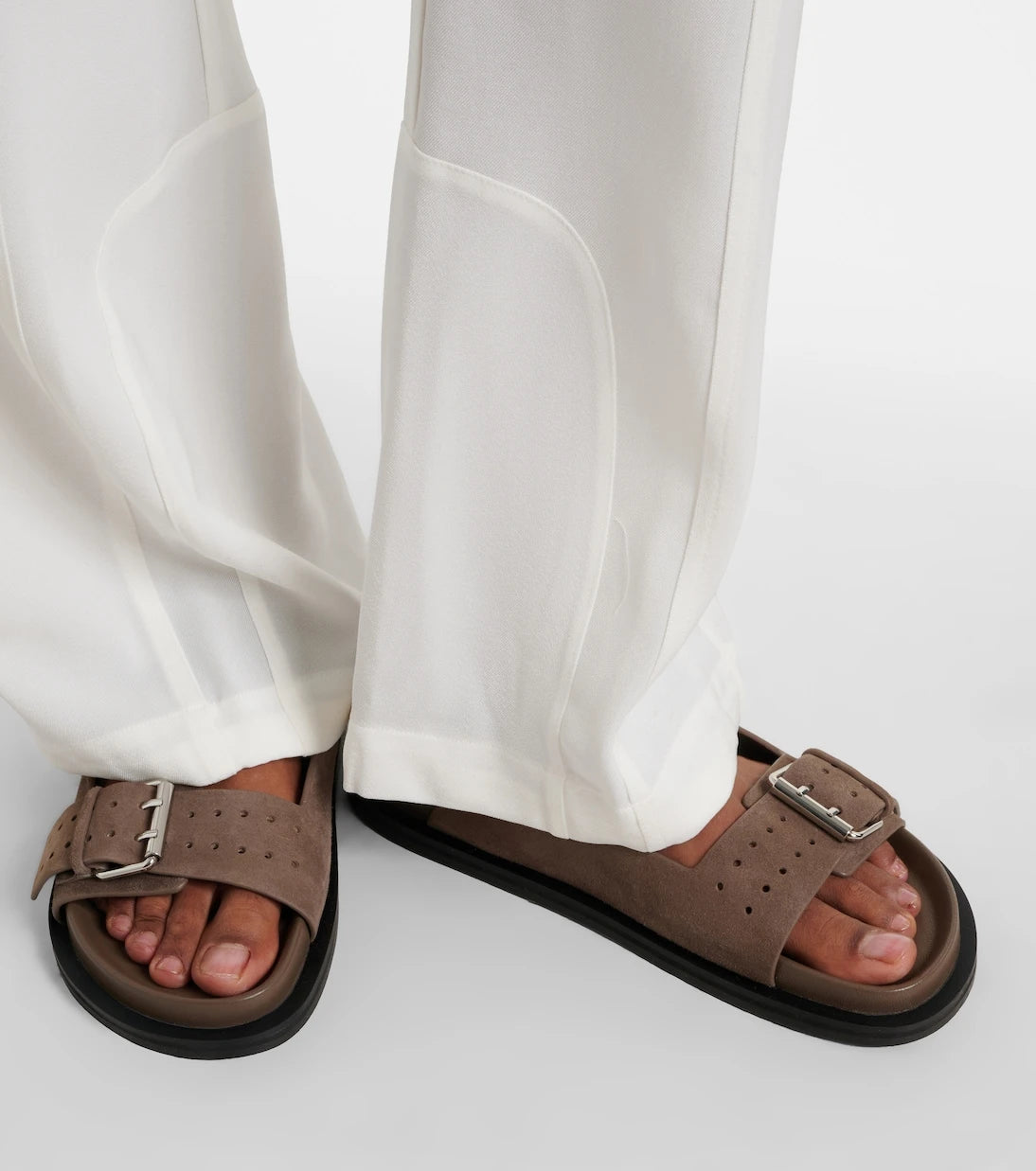A.Emery - Leon suede slides