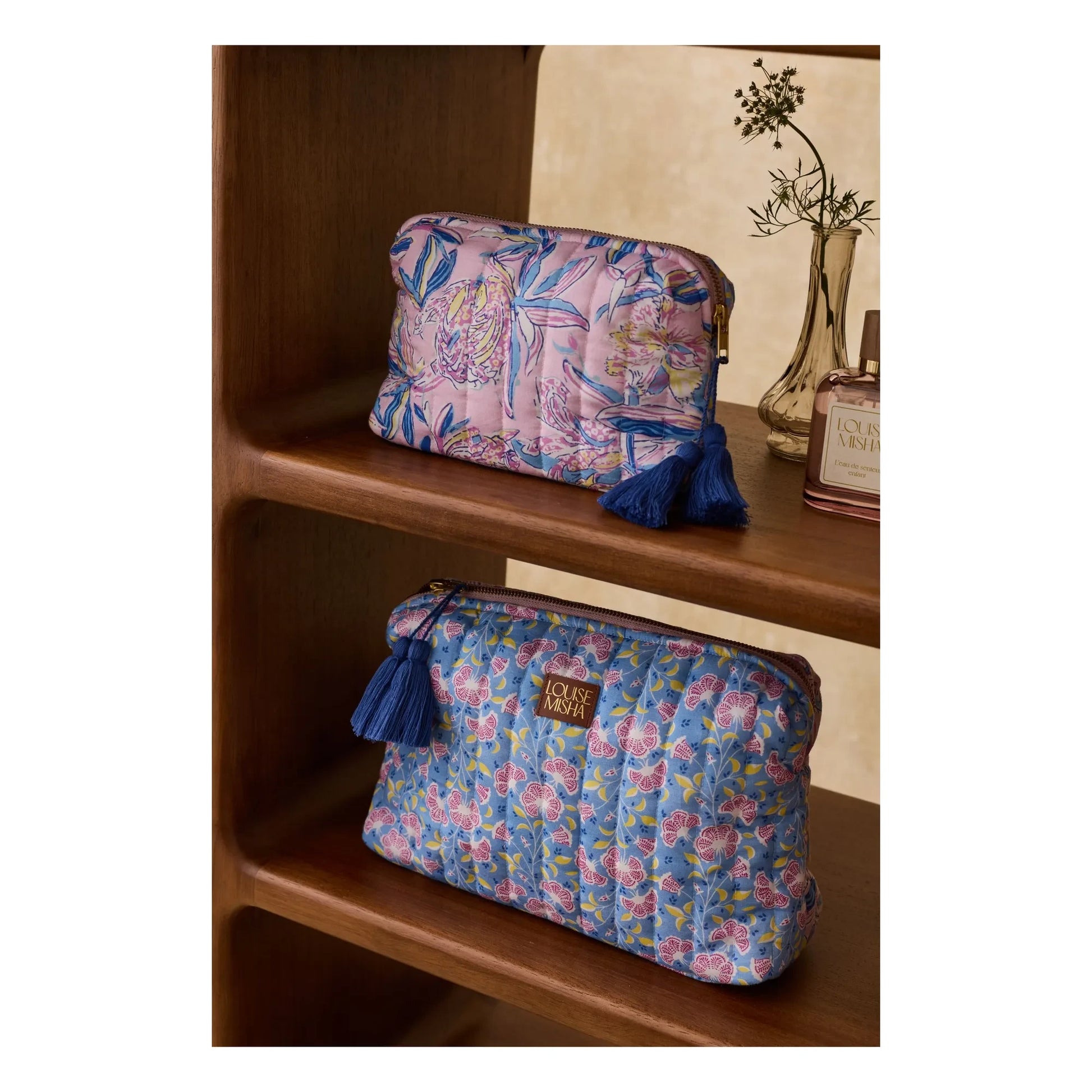 Louise Misha - Teiki toiletry bag | Light blue