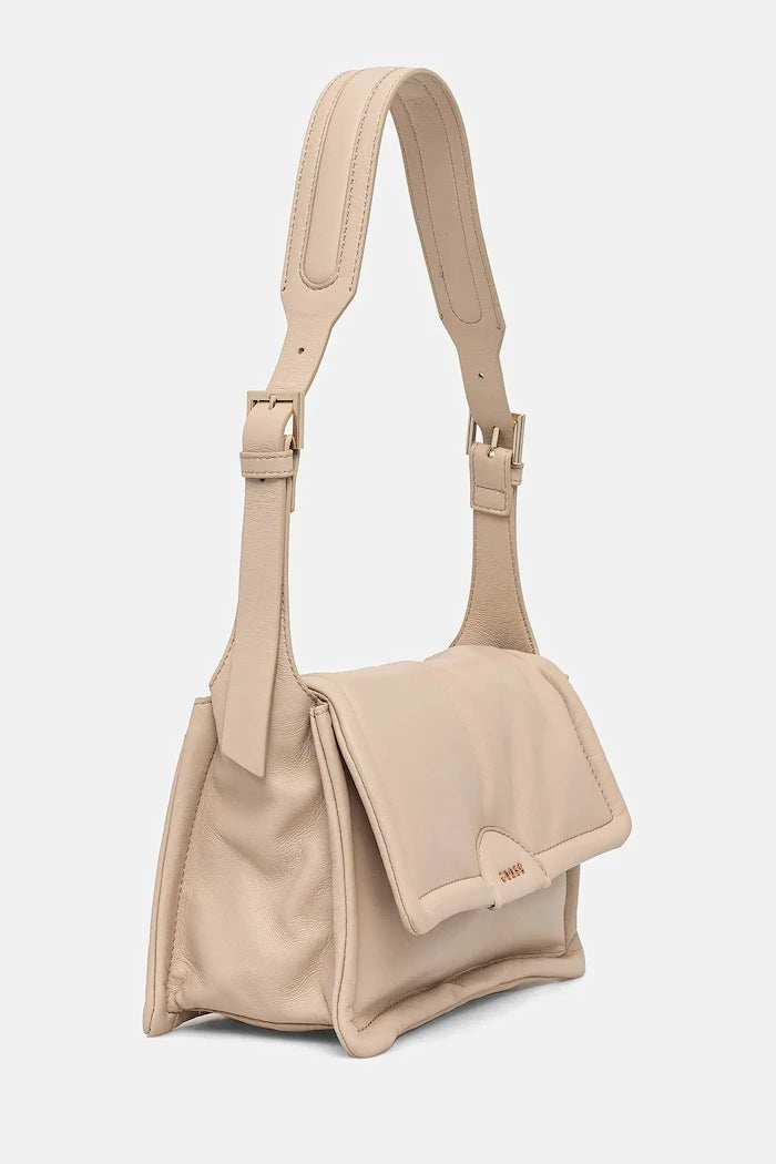 Кожена чанта Guess EVA