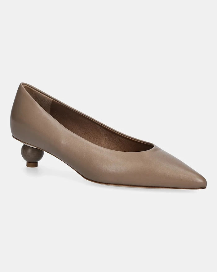 Кожени обувки с тънък ток Weekend Max Mara Wkabacini