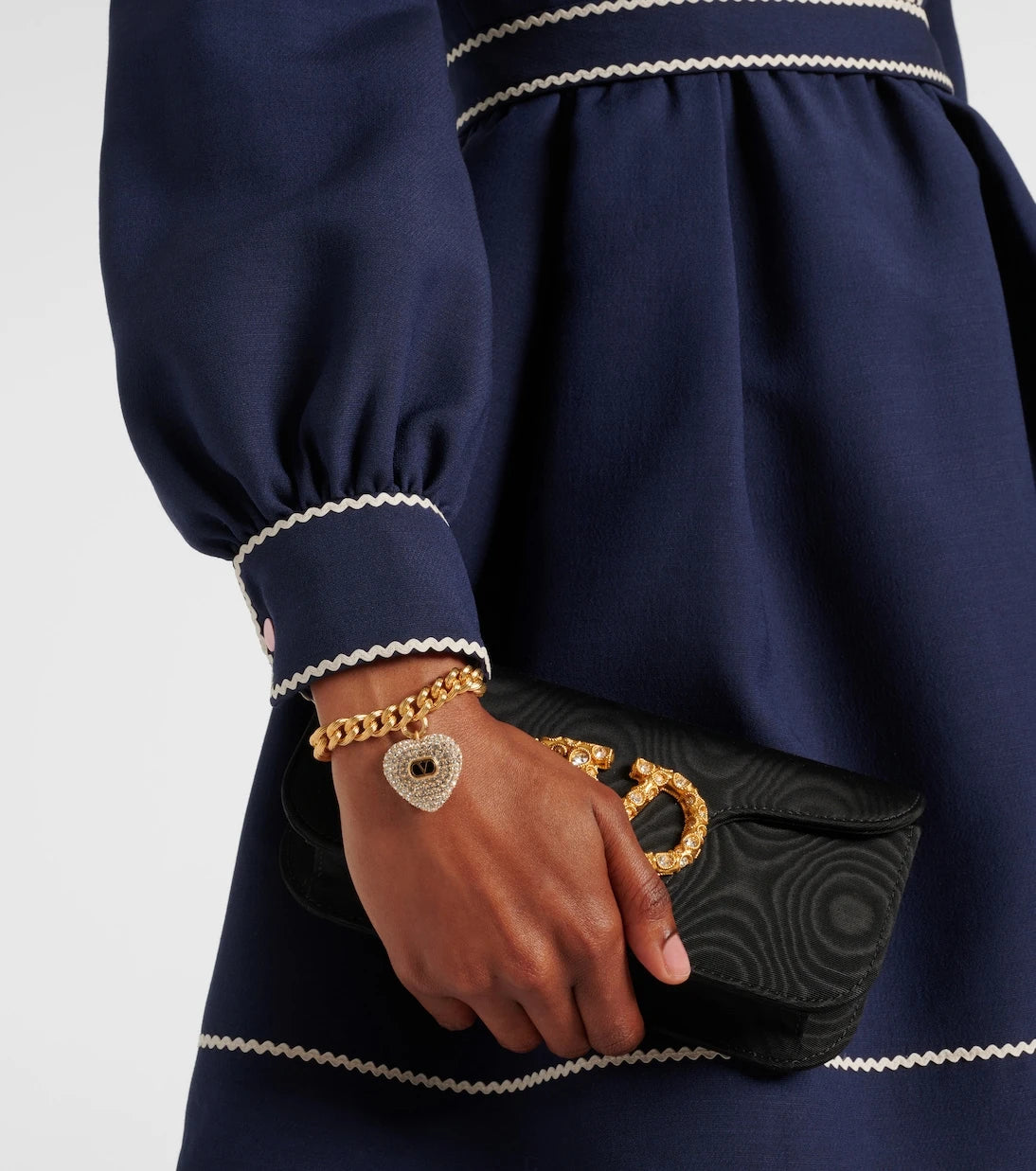 Valentino - Coeur Royal VLogo charm bracelet