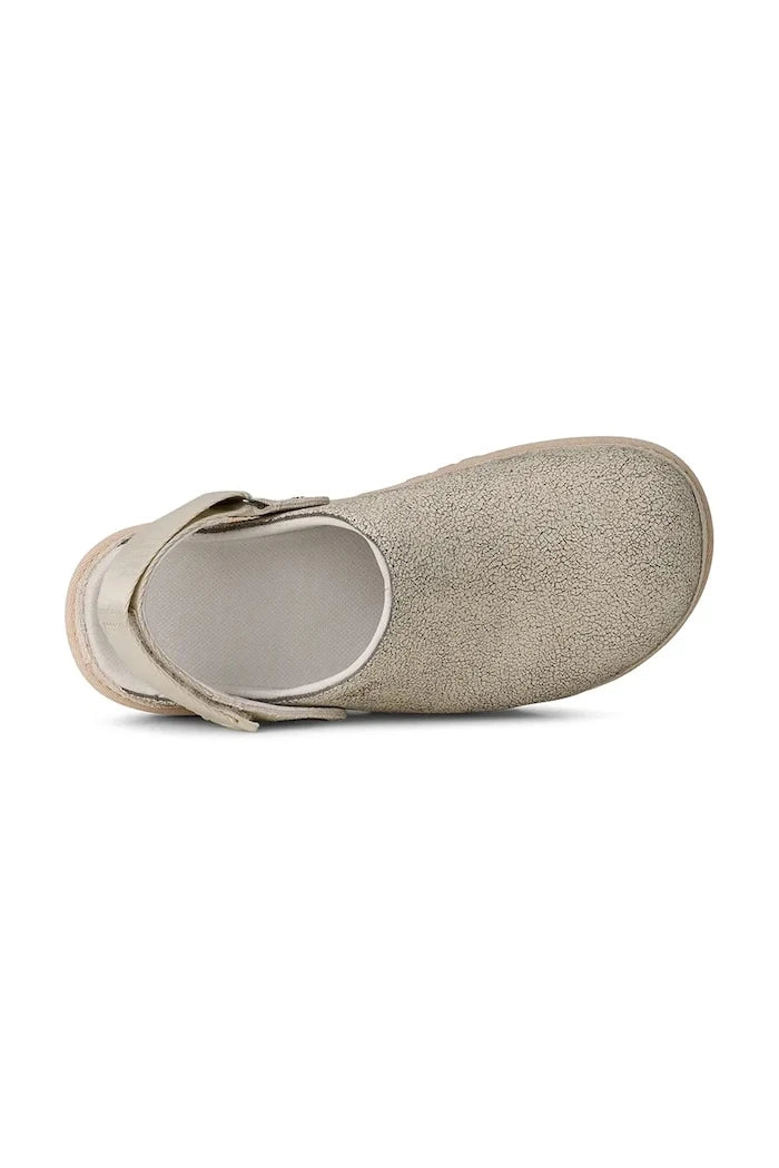 Кожени чехли UGG W Goldenstar Crackle Clog